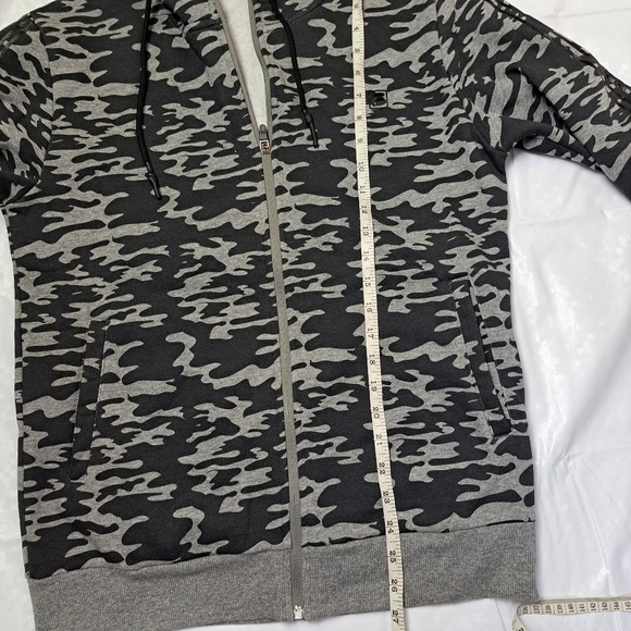 FILA Camo Zip up Hoodie - Picture 8 of 8